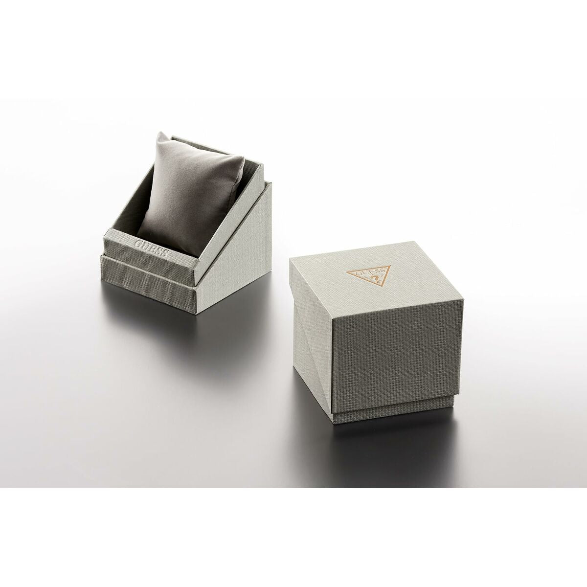 V3HCEC857FA537335FDB33600B4BE2F0E91R5793225P6