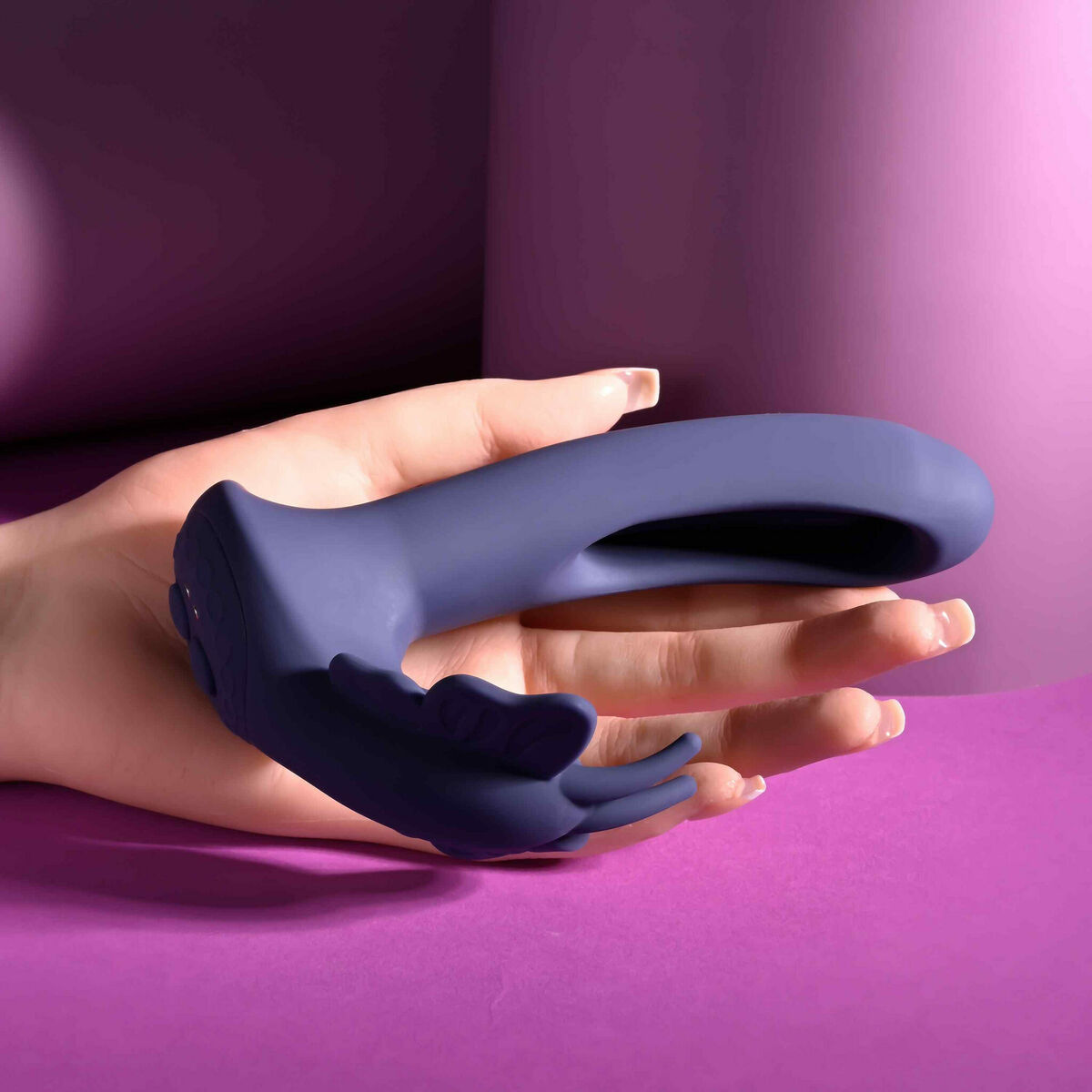 V6HD11FEBD8C13D00231AA8F960E5E891EFR4912209P9