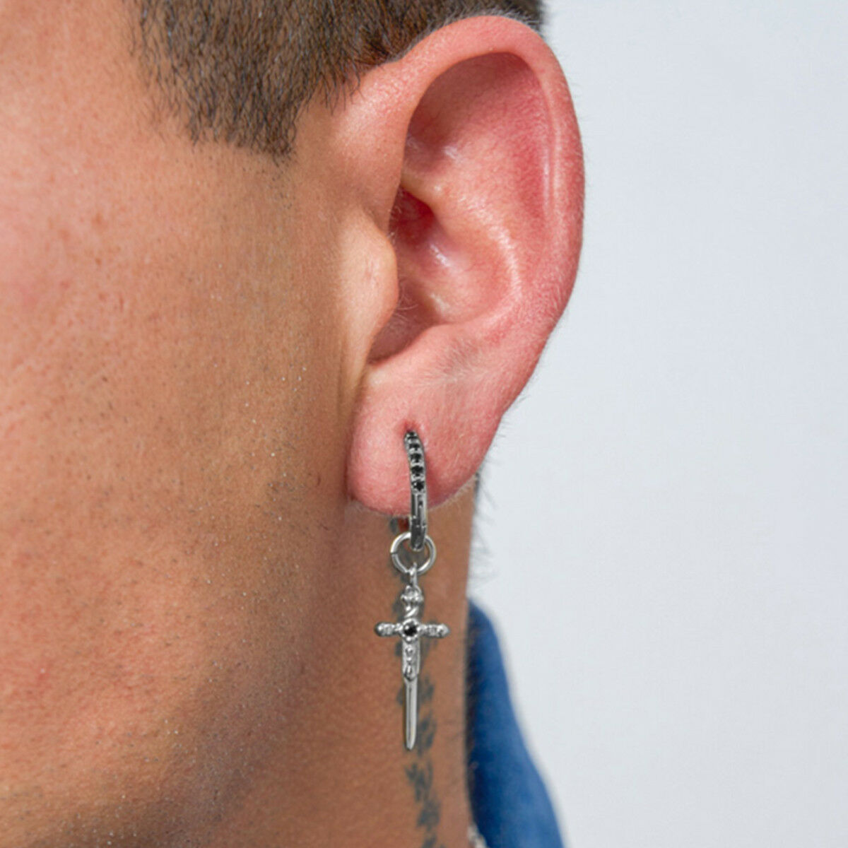 V3H6BFA27DA4D57D18FE4ED170AFFC00877R6734661P3