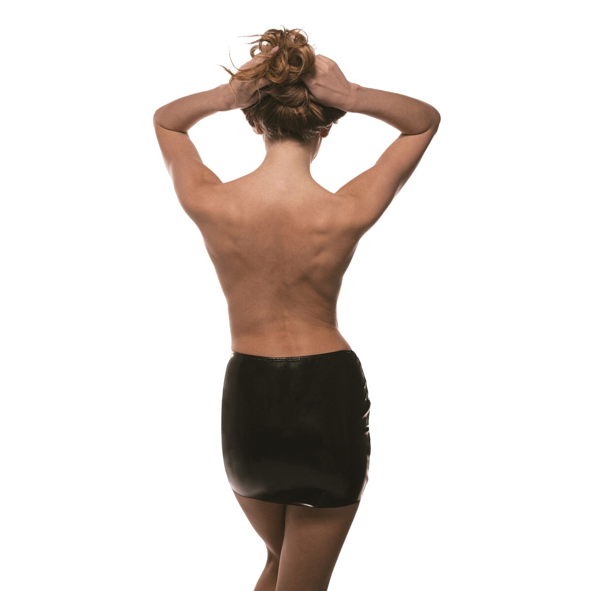 V3H9DE2B1455D6D65E0A0D4A9F921803B1BR7482077P6